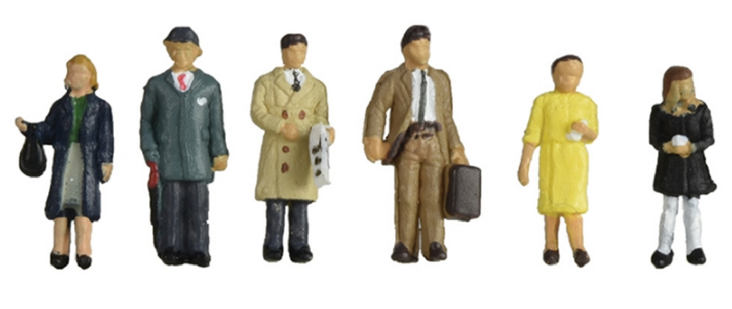 Figures 1960/70s Standing Station Passengers