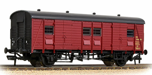 SR PMV Parcels & Miscellaneous Van BR Crimson