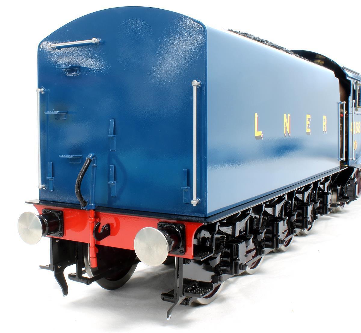 Kingscale 'Gauge 3' Gas-Fired LNER Blue 4-6-2 Class A4 4468 'Mallard' Unvalanced