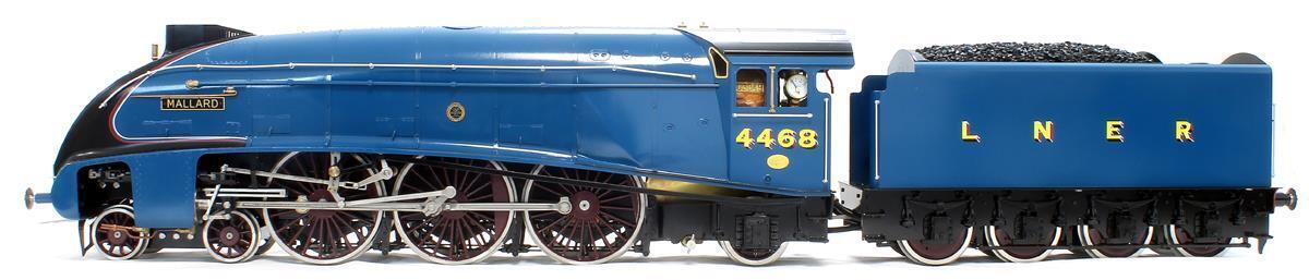 Kingscale 'Gauge 3' Gas-Fired LNER Blue 4-6-2 Class A4 4468 'Mallard' Unvalanced
