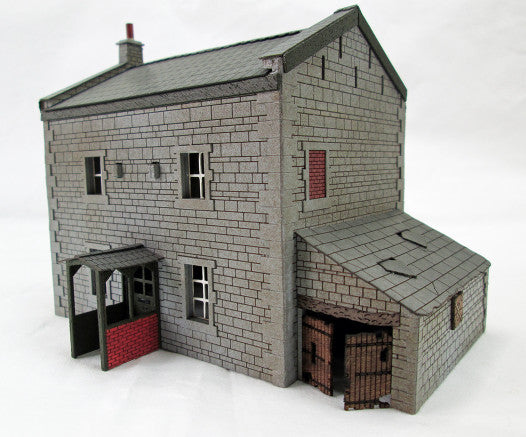 OOFH1 Country house with porch and out-building kit