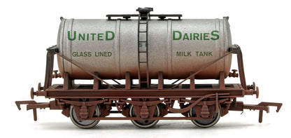 6 Wheel Milk Tanker SR United Daries - Weathered