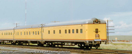 85' Pullman-Standard 10-6 Sleeper with Blunt End -- Southern Pacific(TM) - Standard w/Decals (yellow, gray, red)