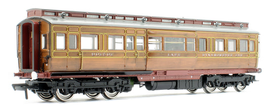 LNER Dynamometer Car No. 902502, post-1946 LNER teak with lining.