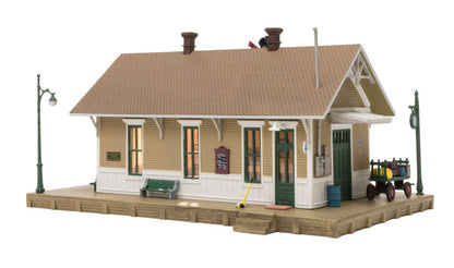 BR5023 Dansbury Depot - HO Scale