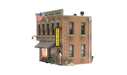 BR5024 Corner Emporium - HO Scale