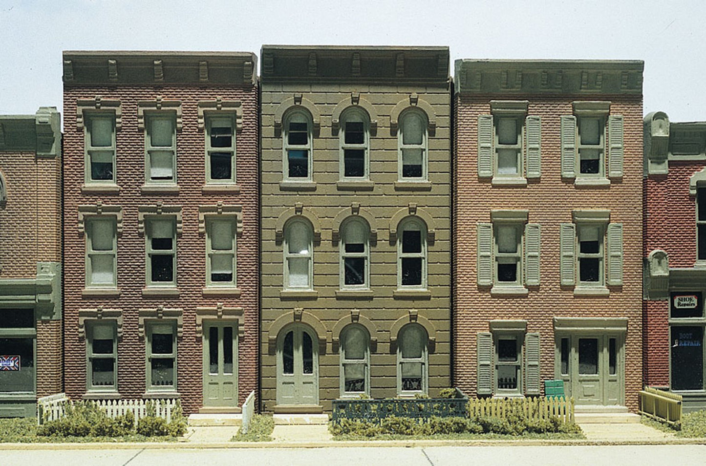 Townhouse Flats - 3 Frontages