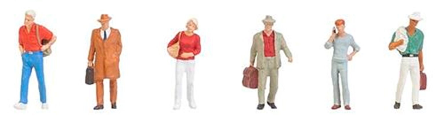 At the Platform (6) Figure Set