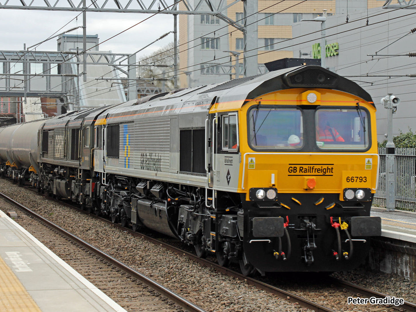 Class 66 793 Railfreight Construction Diesel Locomotive