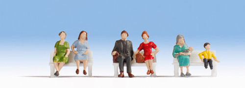 TT:120 Gauge Sitting People (6) Hobby Figure Set