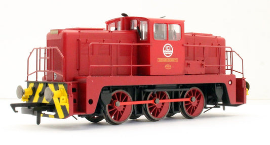  YEC Janus 0-6-0DE shunter "Richard Borrett" in ICI maroon