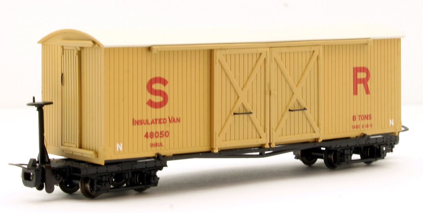 Bogie Covered Goods Wagon SR Insulated