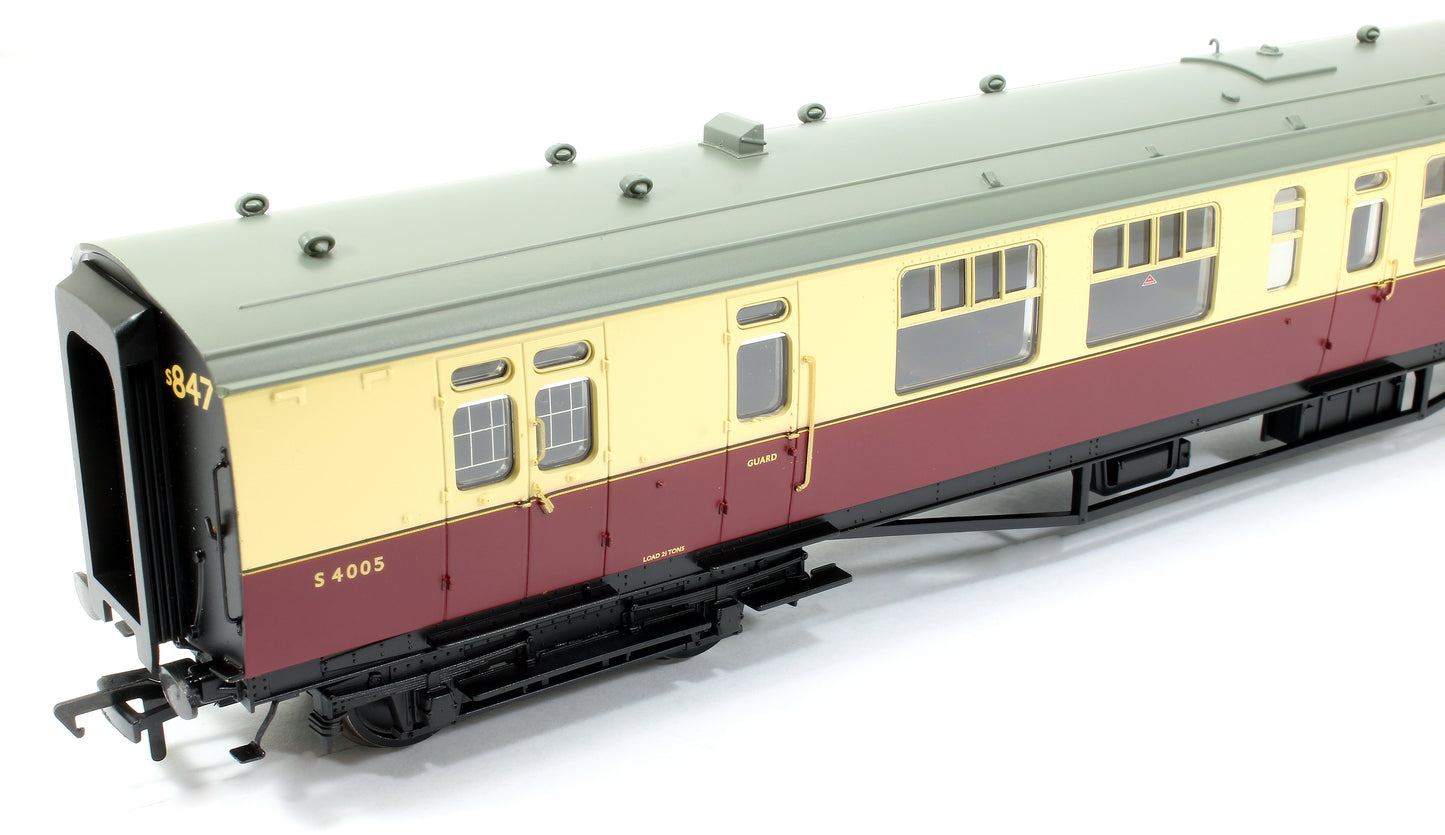 SR Bulleid Brake Third Semi-Open 15'' Vents BR Crimson & Cream No.S4005