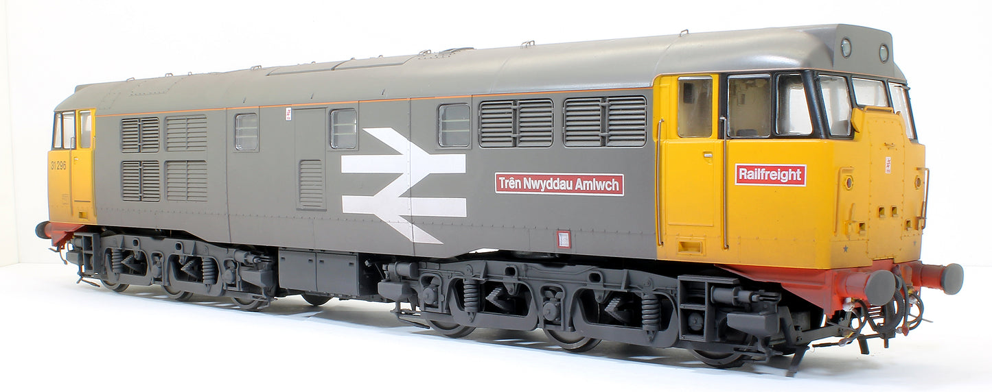 Pre-Owned Class 31/1 31296 "Amlwch Freighter/Tren Nwyddau Amlwch" Railfreight grey/yellow Diesel Locomotive - Weathered