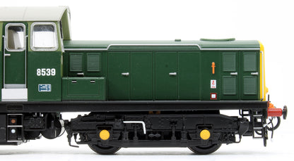 Class 17 Clayton BR Two Tone Green D8539 Diesel Locomotive