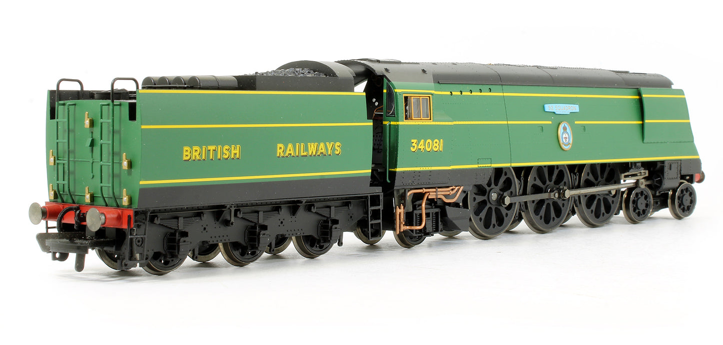 Pre-Owned R2220 BR 4-6-2 Battle Of Britain Class '92 Squadron' No.34081 Steam Locomotive
