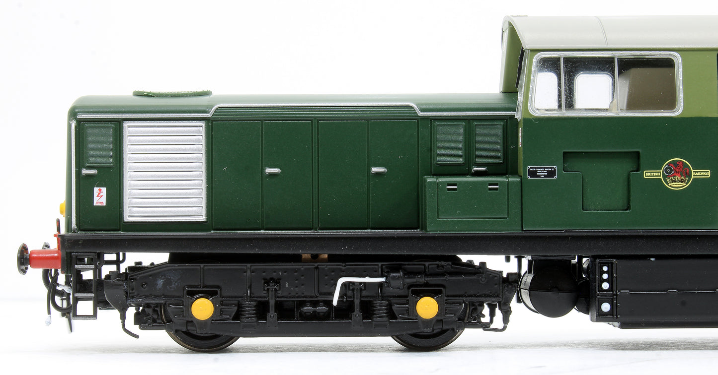 Class 17 Clayton BR Two Tone Green D8607 (Small Yellow Panels) Diesel Locomotive