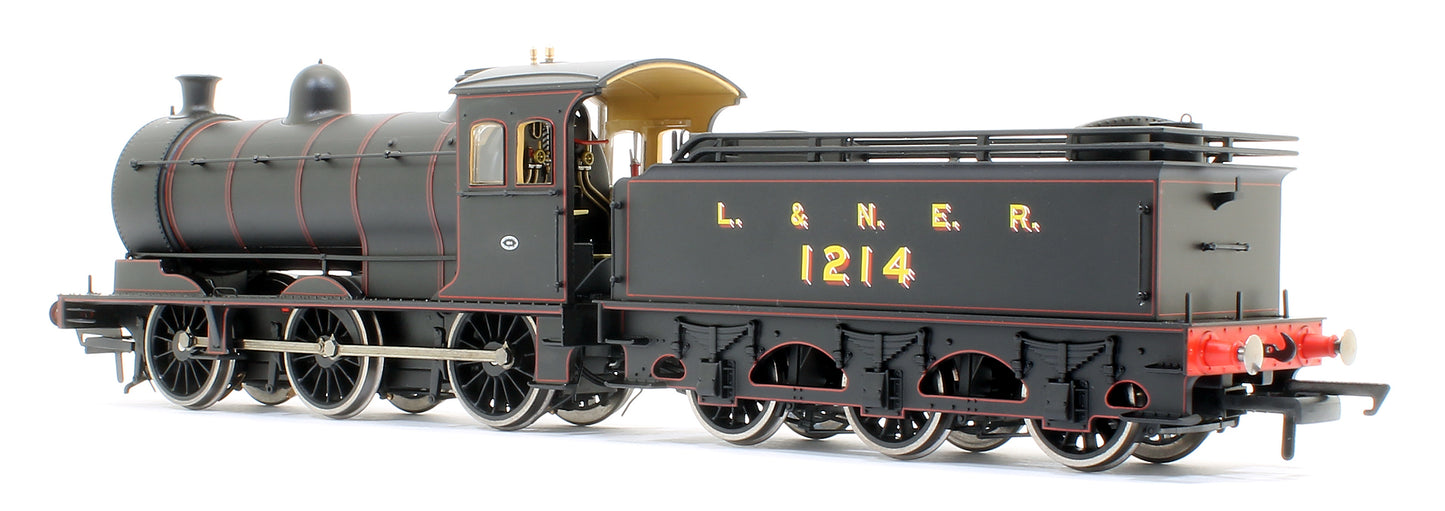 Class J27 BR L&NER (Red Lining) 0-6-0 Steam Locomotive No.1214 DCC SOUND