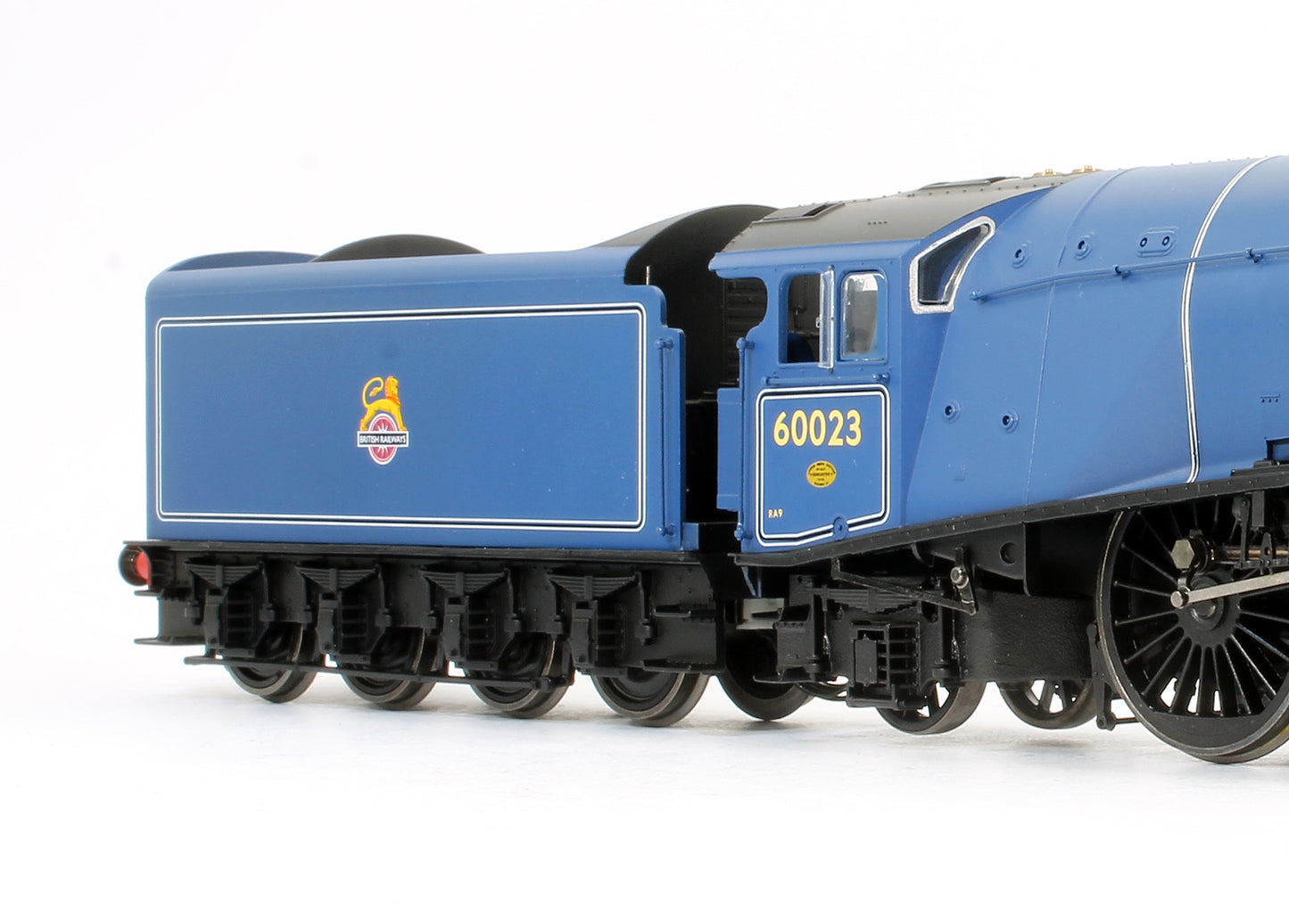 R3320 Pre-Owned BR Blue (Early) 4-6-2 Class A4 'Golden Eagle' No.60023 Steam Locomotive