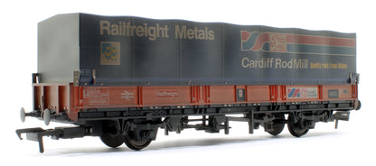 BR SEA Wagon BR Railfreight Red (Cardiff Rod Mill) w/Hood (Rev.) 460454 - Weathered