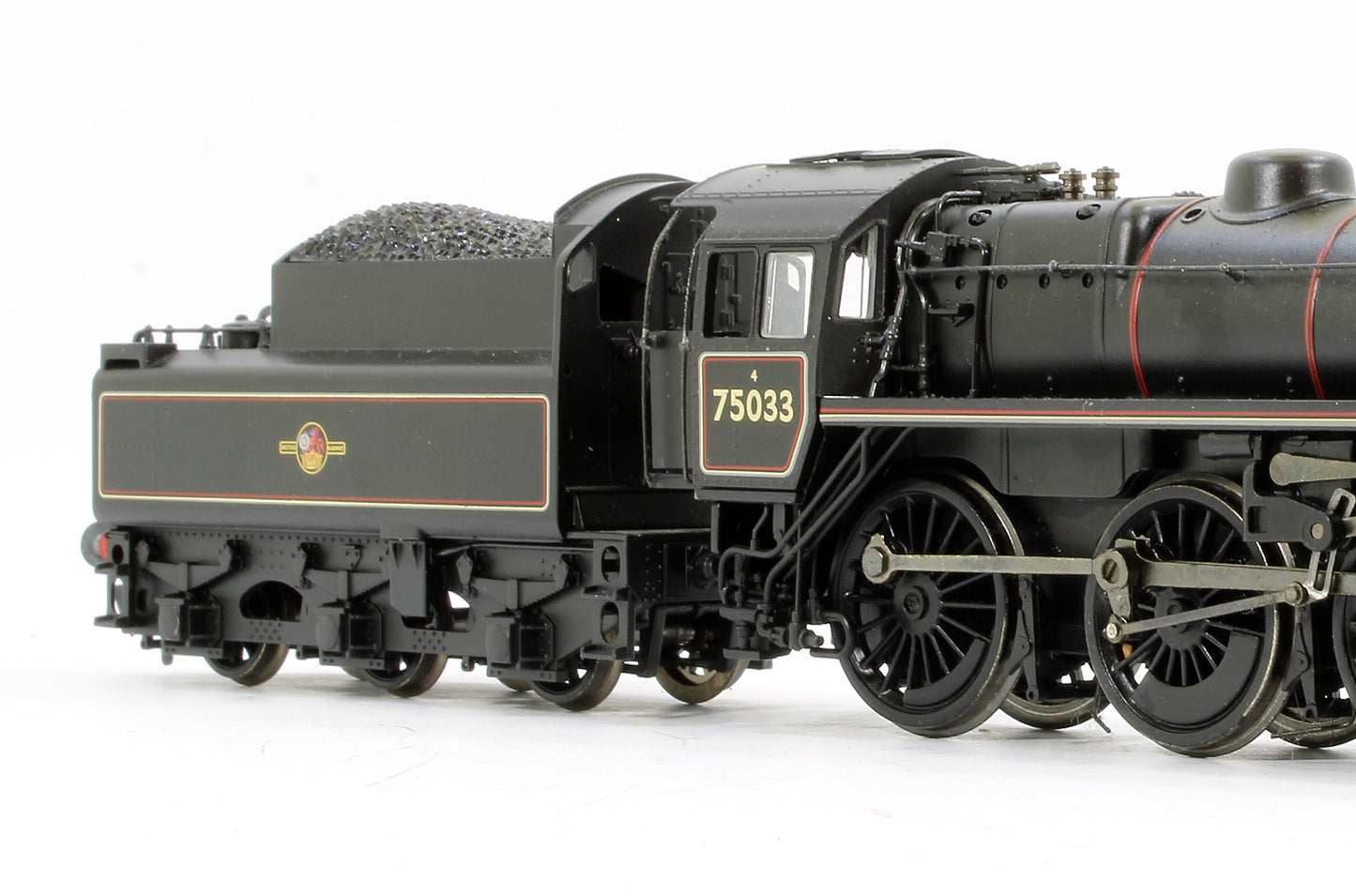 Pre-Owned Standard Class 4MT 75033 BR2 tender BR Lined Black Late Crest Steam Locomotive