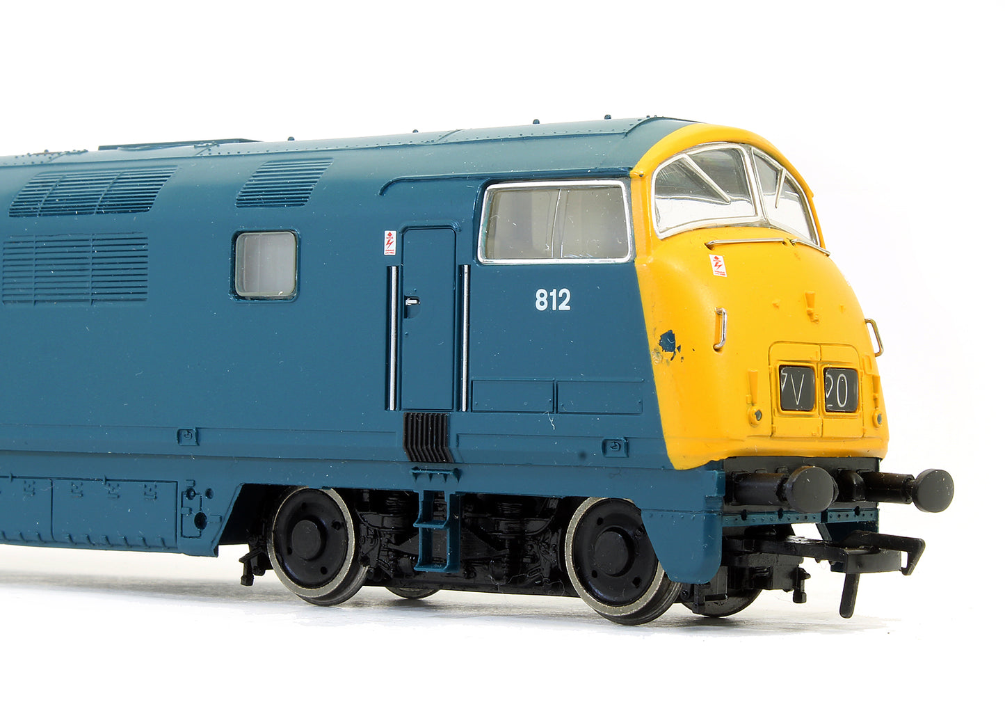 Pre-Owned Class 42 Diesel Hydraulic D812 'The Royal Navy Reserve' BR Blue