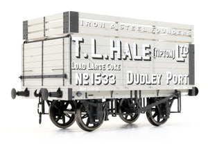 7 Plank Coke Wagon T.L.Hale Ltd No.1533 (Three Coke Rails)