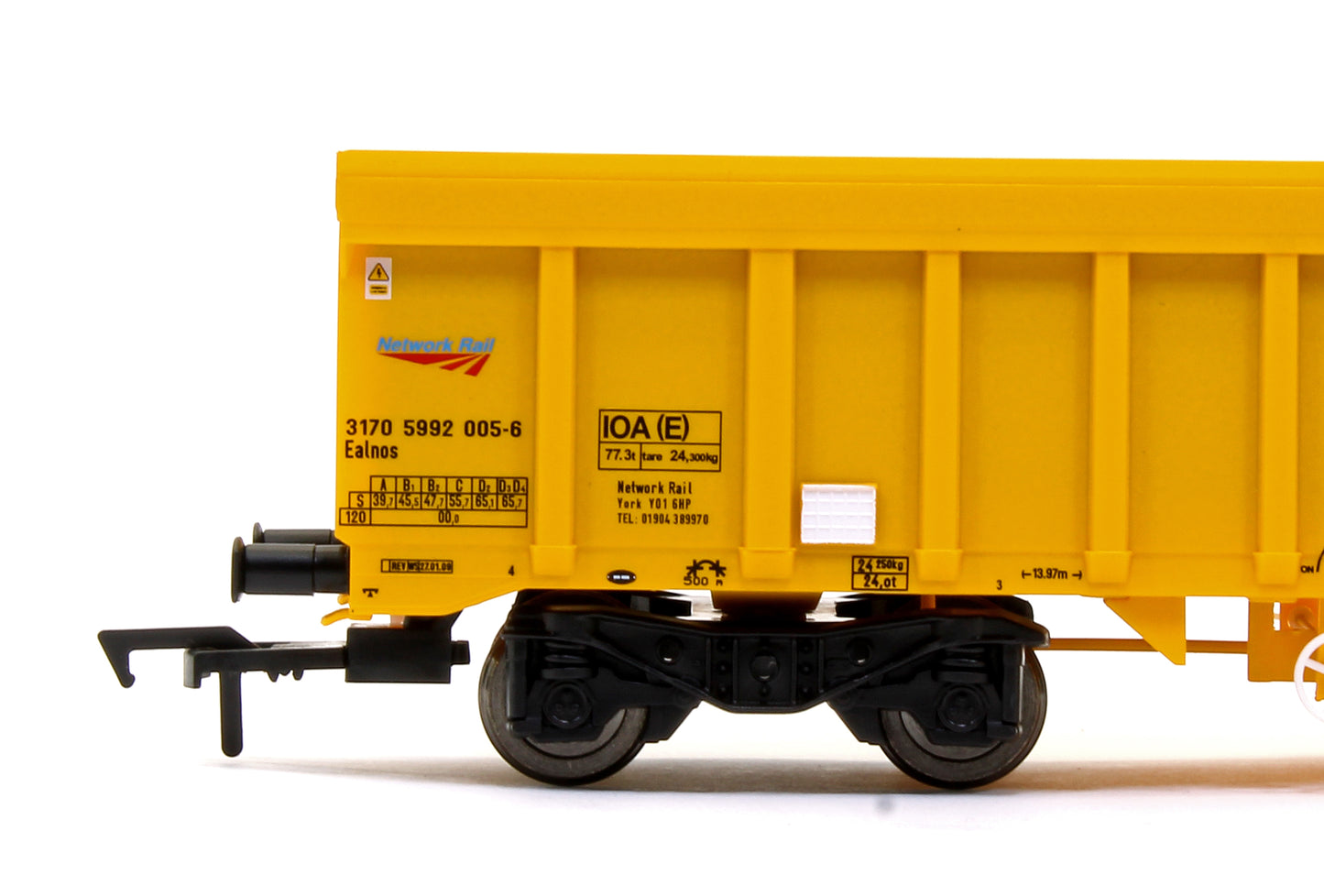 Pre-Owned 4F-045-013 IOA Ballast Wagon Network Rail Yellow 3170 5992 005-6