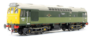 Class 25/3 - D7672 'Tamworth Castle' BR Special Two-Tone Green