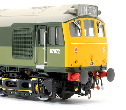 Class 25/3 - D7672 'Tamworth Castle' BR Special Two-Tone Green Diesel Locomotive