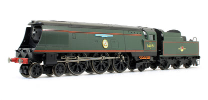 Pre-Owned R2385 BR 4-6-2 West Country Class 'Winston Churchill' Steam Locomotive