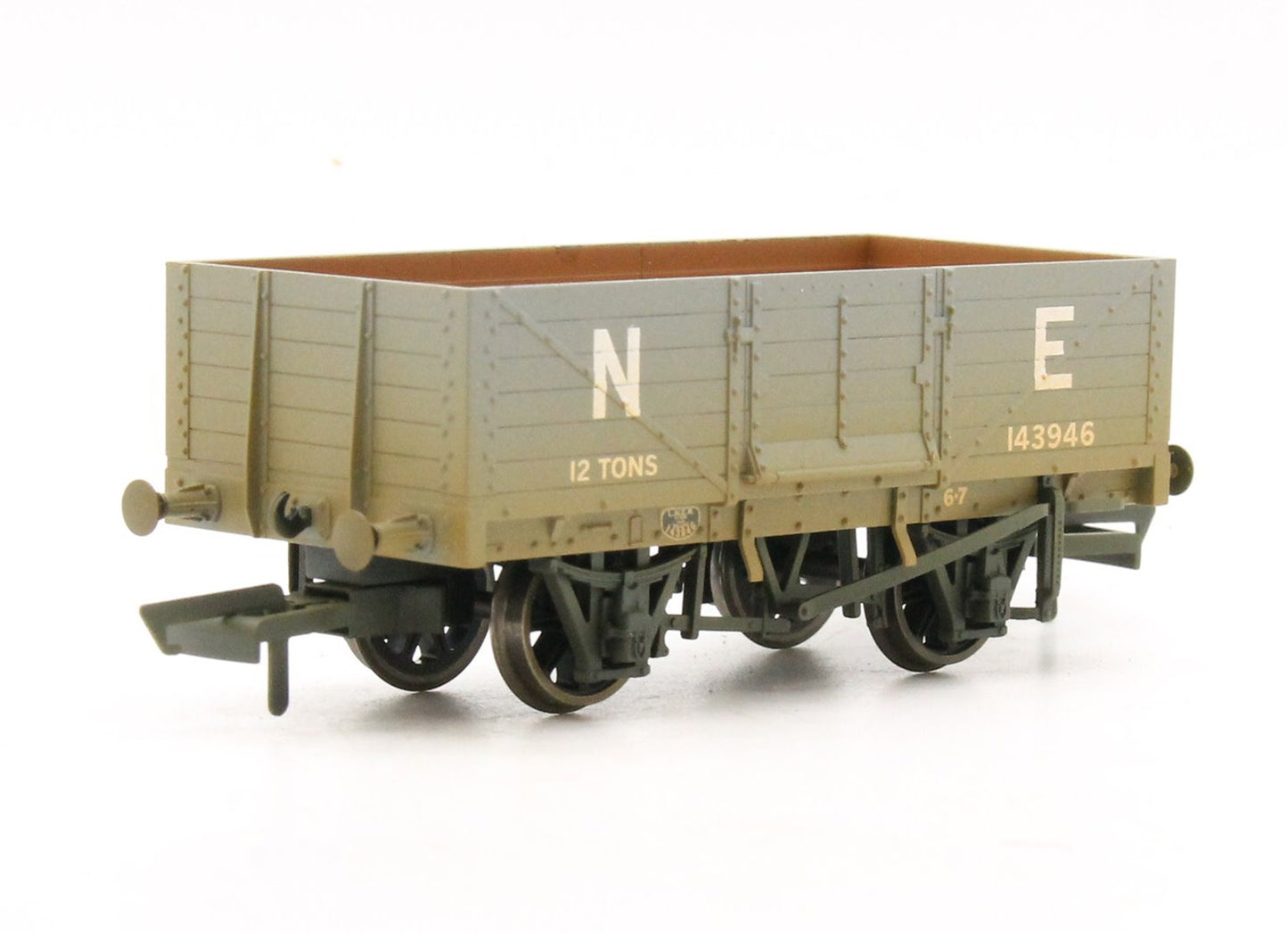 6 Plank Mineral Wagon LNER No.143946 - Weathered