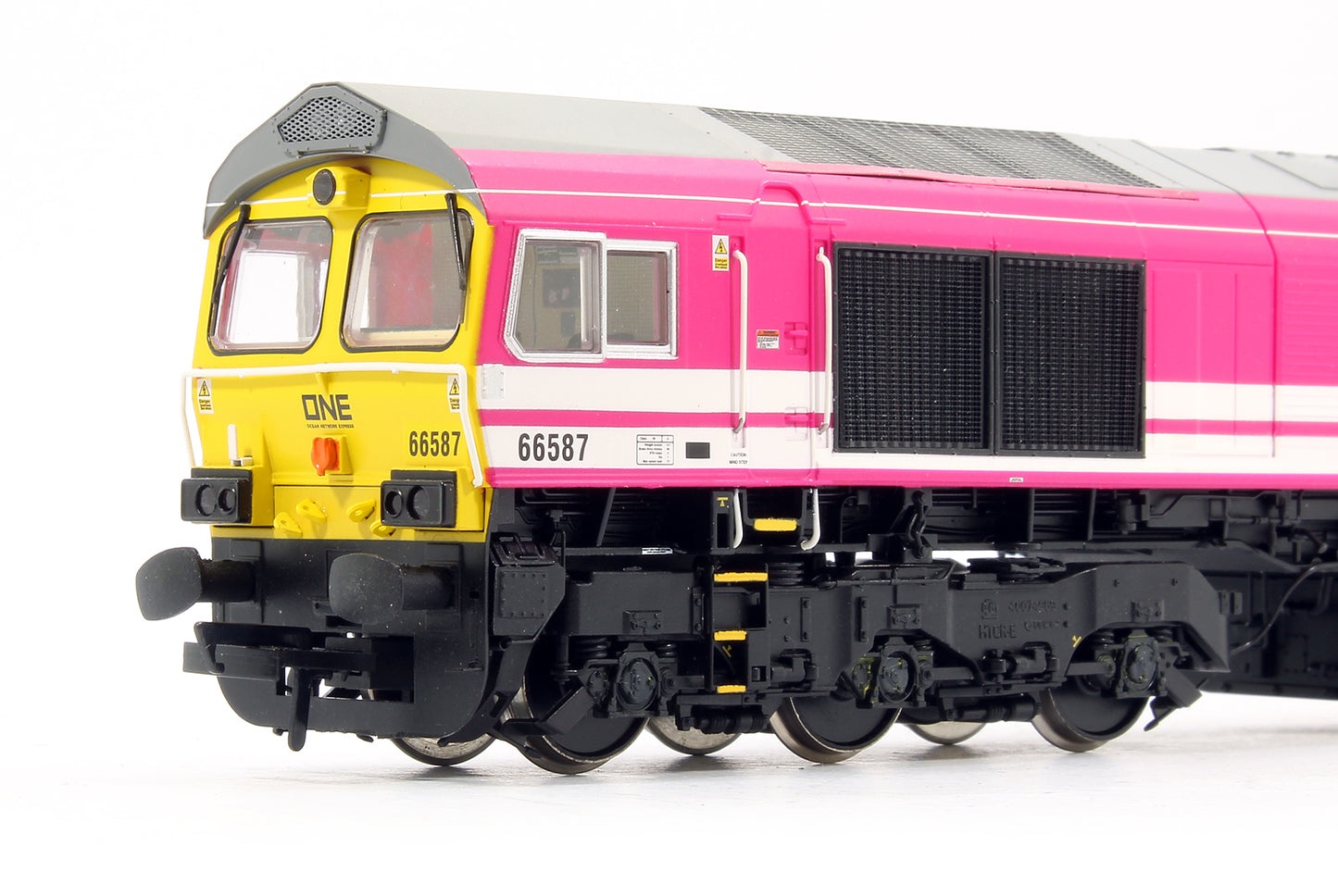Pre-Owned H4-66-037 Class 66587 Freightliner / ONE Pink 'As One We Can' Diesel Locomotive