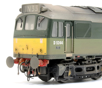 Class 25/3 - D5244 BR Two tone Green with small yellow panels Diesel Locomotive - Weathered