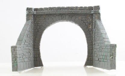 Modelscene 5045 Tunnel Portal, single track