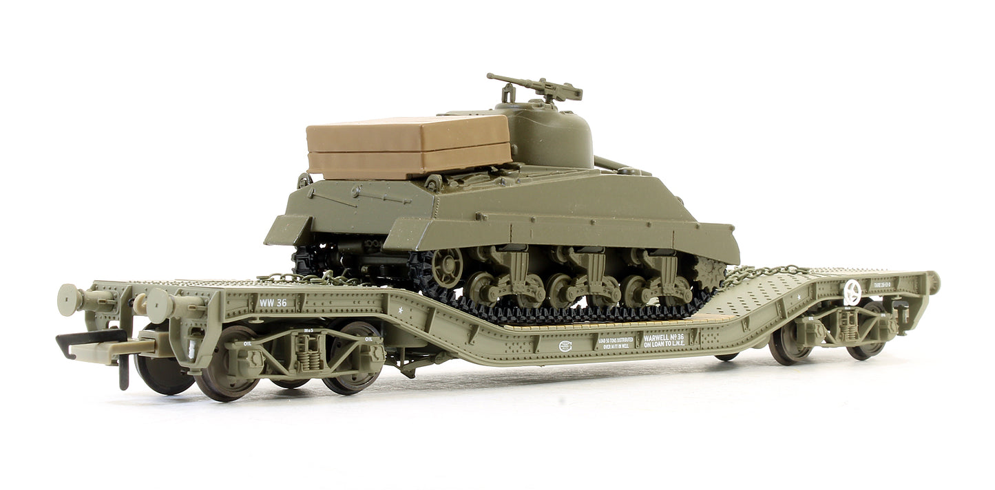 Pre-Owned OR76WW006 Warwell A Flat Wagon No.36 With Sherman Tank