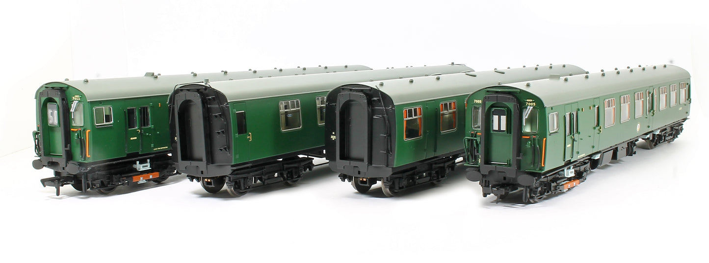 Class 410 4BEP 4 Car EMU 7005 in BR Green