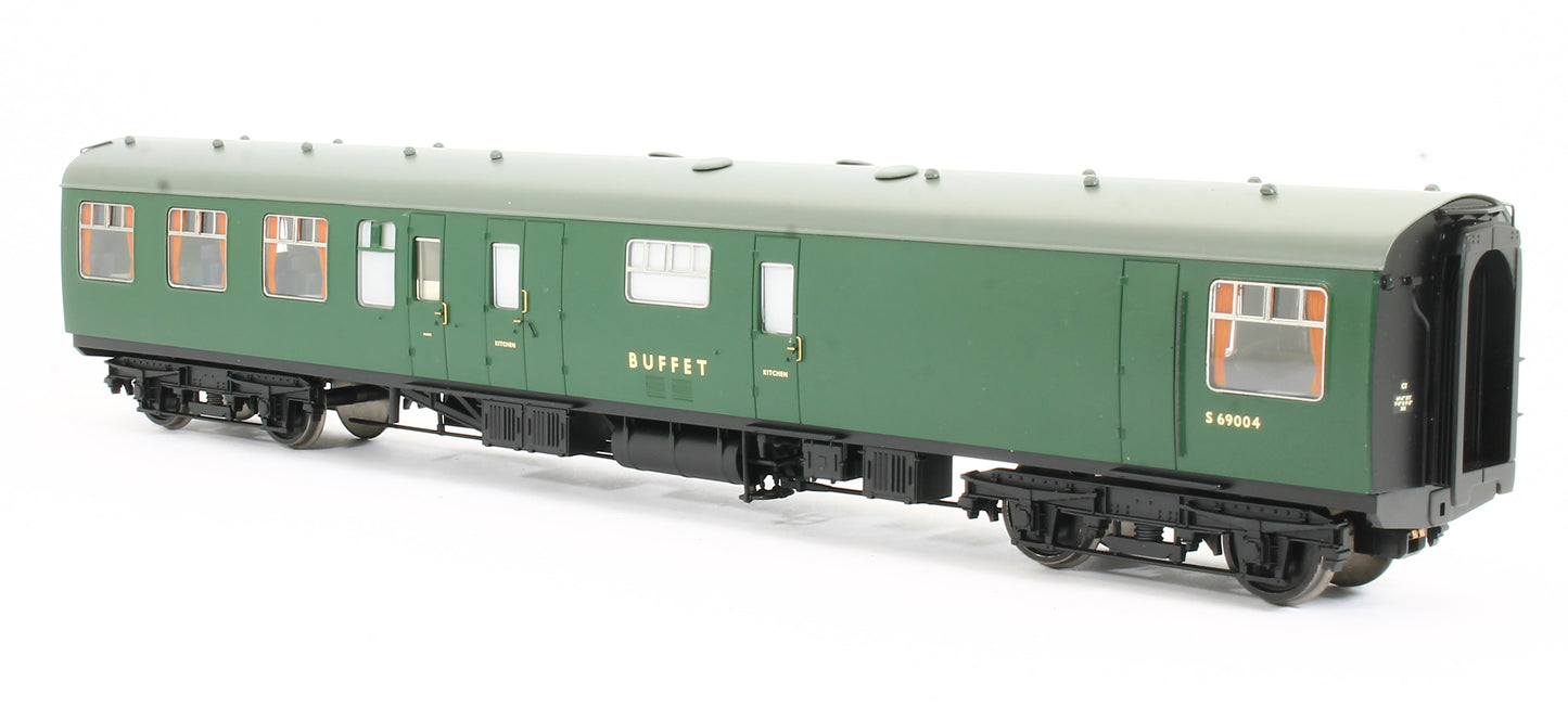 Class 410 4BEP 4 Car EMU 7005 in BR Green
