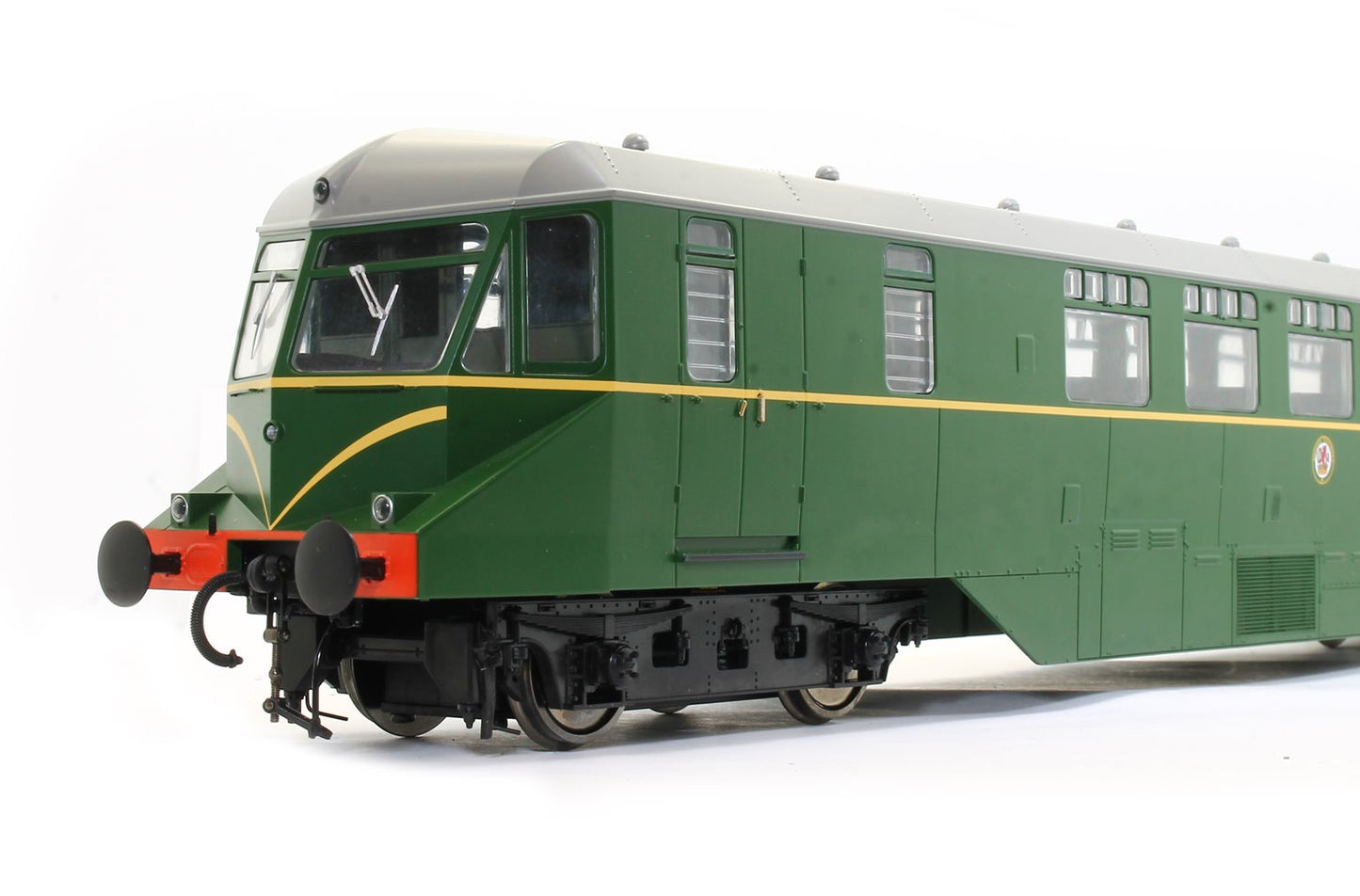 GWR AEC ‘Razor Edge' Railcar BR green with speed whiskers (dark grey roof) No.W26W Diesel Locomotive