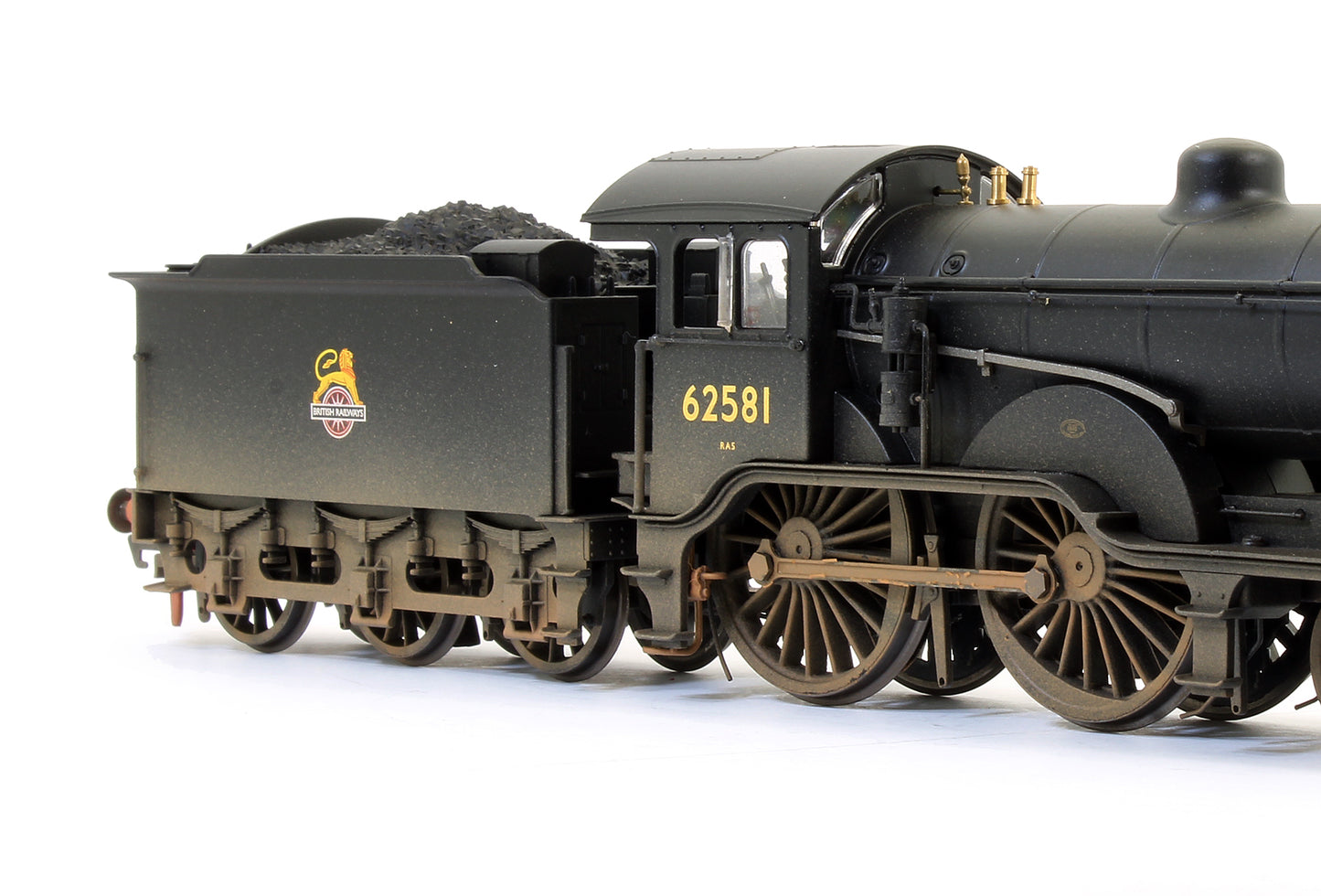 Pre-Owned BR (Early) 4-4-0 D16/3 '62581' Steam Locomotive (Weathered)