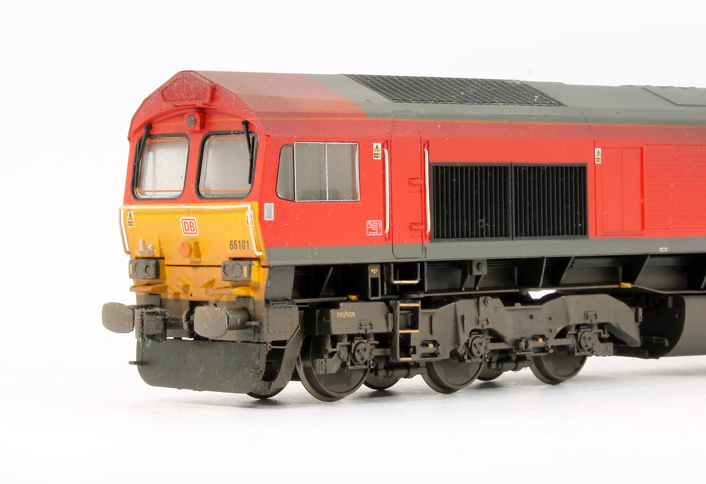Pre-Owned 32-734A Class 66101 DB Schenker Diesel Locomotive - Weathered