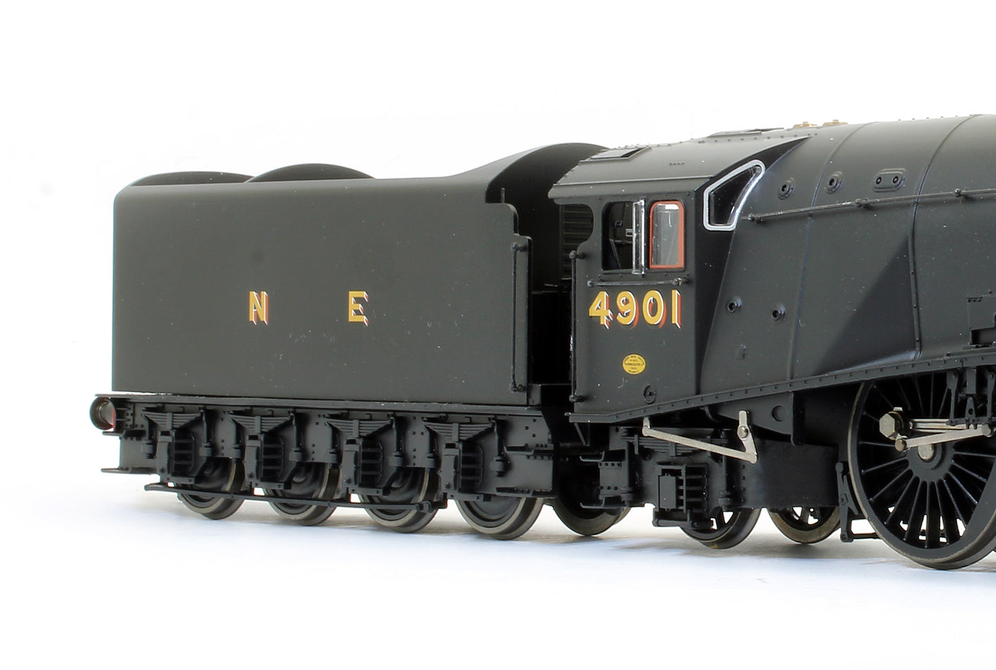 Pre-Owned R2338 NE 4-6-2 Class A4 'Sir Charles Newton' 4901 Steam Locomotive