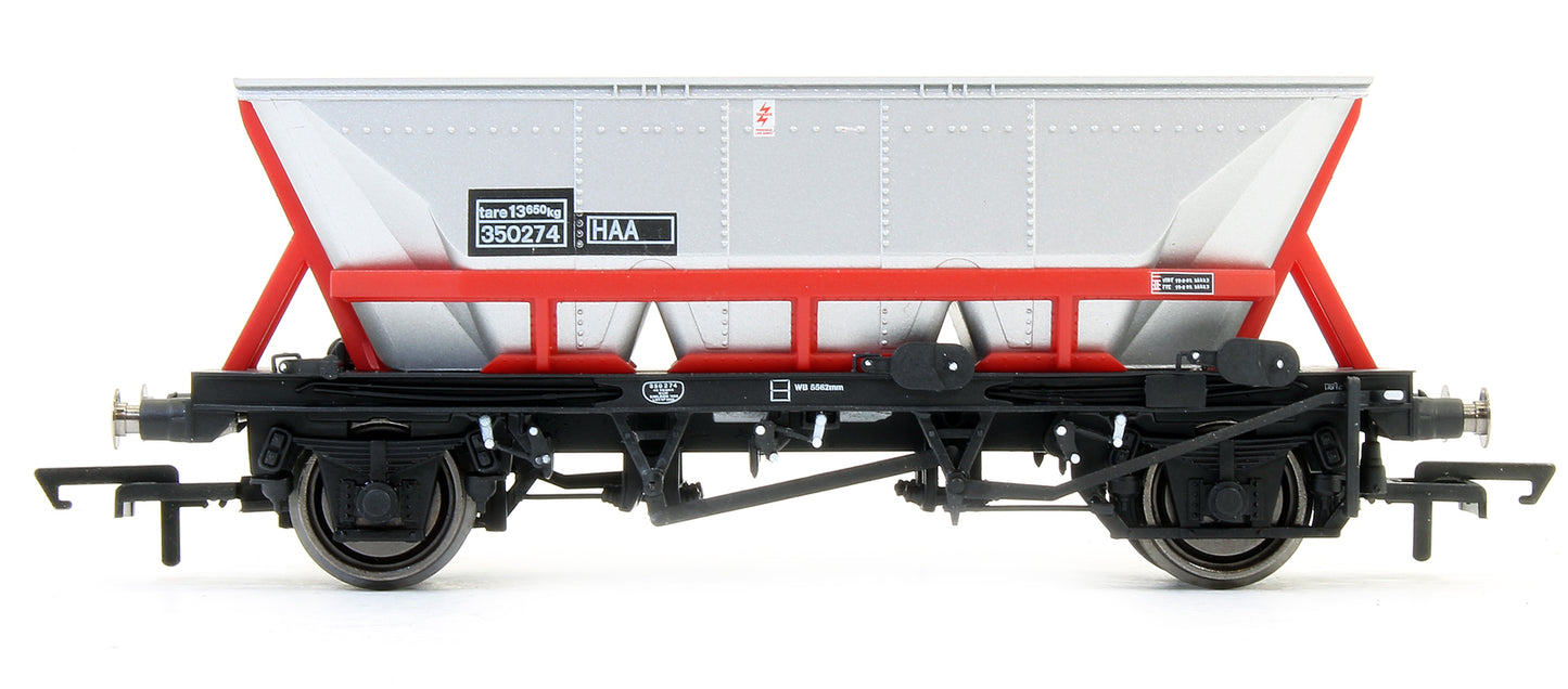Pre-Owned R6707 BR Railfreight HAA MGR Hopper Wagons (Red Frame) Pack Of 3