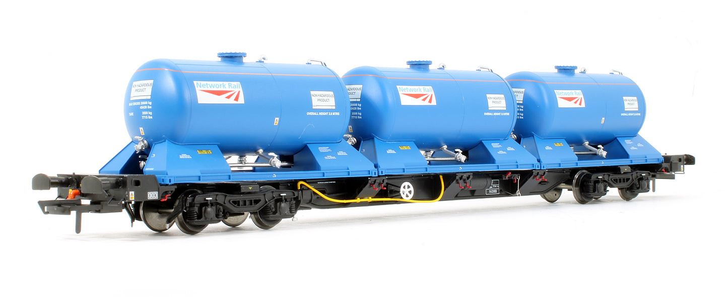 Pre-Owned H4-RHTT-003 Rail Head Treatment Train 'Water' wagon with 3 modules to extend either RHTT pack to 3 wagons