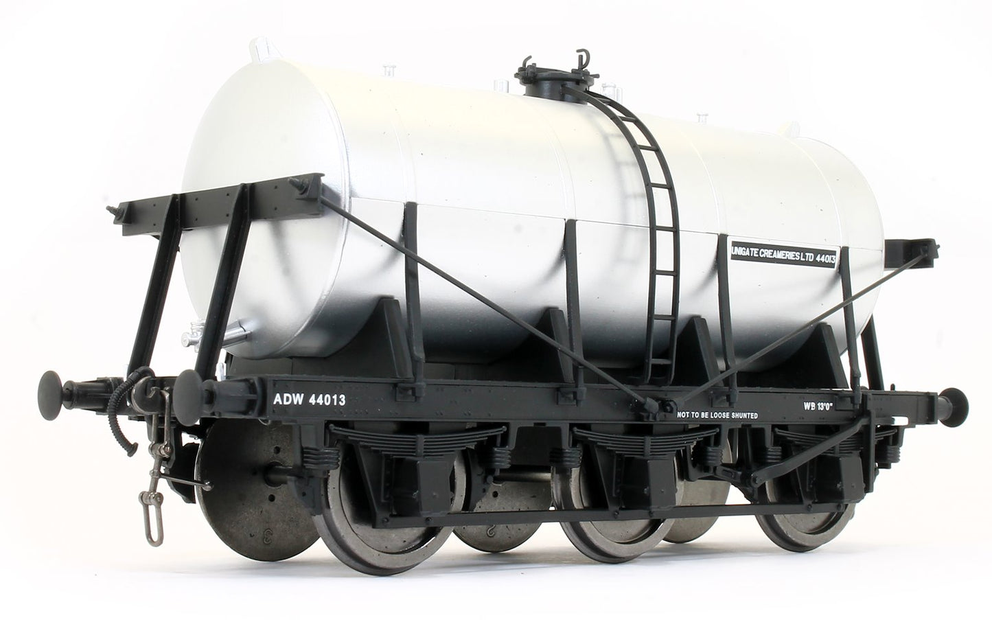 6 Wheel Milk Tanker Unigate Creameries 44013