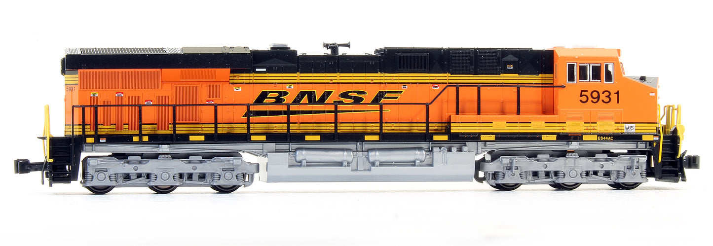 Pre-Owned 176-8931 BNSF ES44AC '5931' Diesel Locomotive