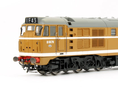 Pre-Owned R3674 BR Class 31 'Golden Ochre' D5579 Diesel Locomotive (Limited Edition)