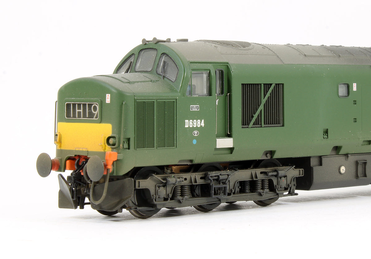 Pre-Owned Class 37/0 BR Green D6984 Diesel Locomotive (Weathered)