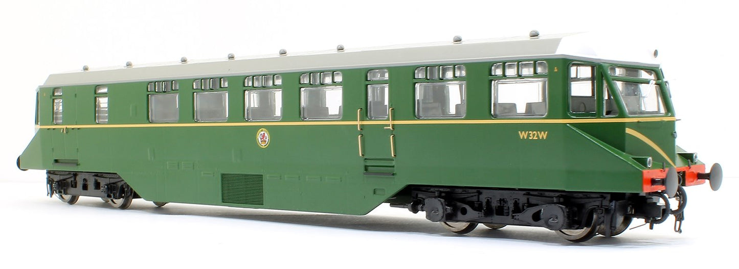 GWR AEC Railcar GWR BR green with speed whiskers (white cab roof) Diesel Locomotive