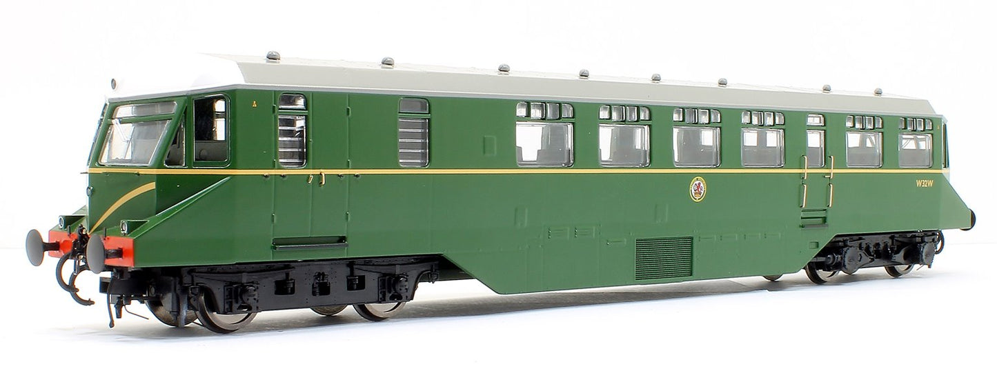 GWR AEC Railcar GWR BR green with speed whiskers (white cab roof) Diesel Locomotive